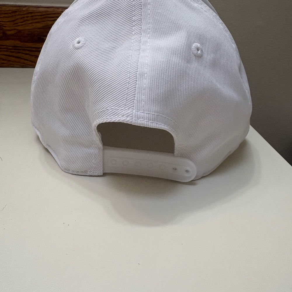 G/FORE Golf hat - Funking up the fairways - Picture 3 of 7